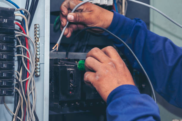 Best Licensed Electrician  in East Bakersfield, CA